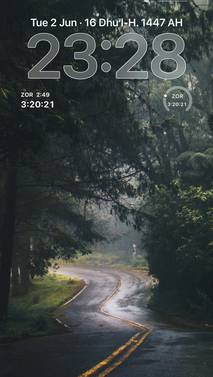 iPhone Lock Screen showing VaktPray text and circular countdown widgets for the next prayer.